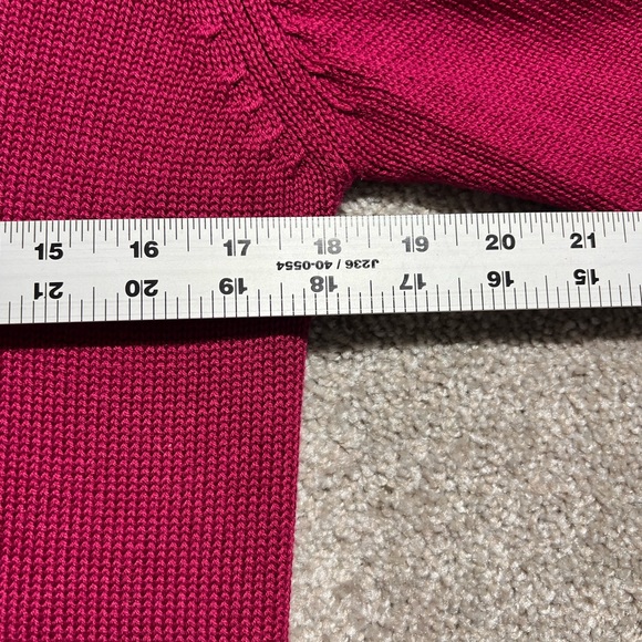 Collection L Woman’s Burgundy Button Front Sweater Cardigan Size 6 - Picture 5 of 7